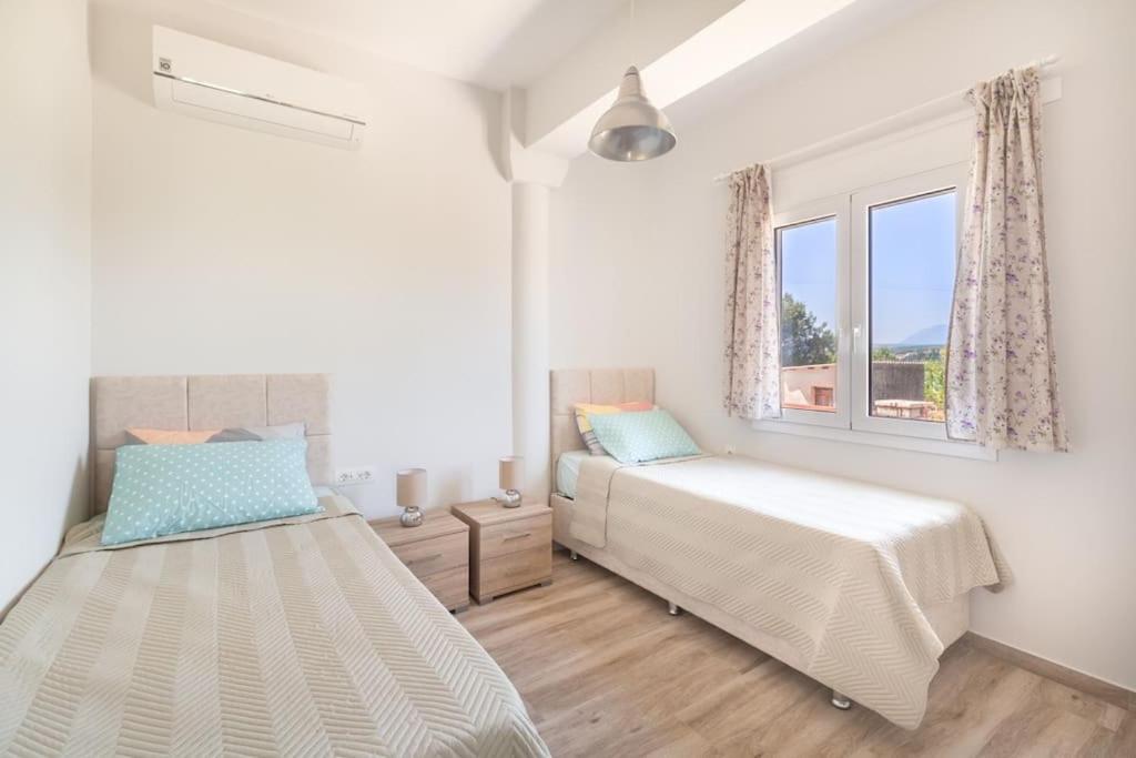 Dimitra'S Sunny Villa Mirsinochori Екстериор снимка